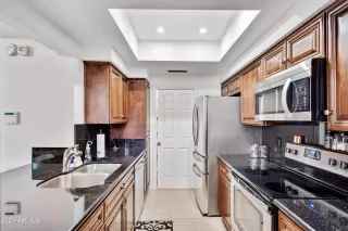 Photo #5: 6308702 Listing 