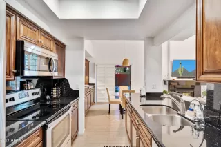 Photo #6: 6308702 Listing 