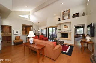 Photo #4: 6308711 Listing