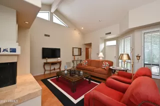 Photo #5: 6308711 Listing