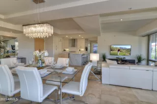 Photo #6: 6308973 Listing