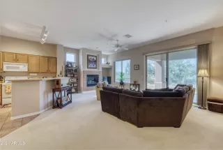 Photo #5: 6309028 Listing 