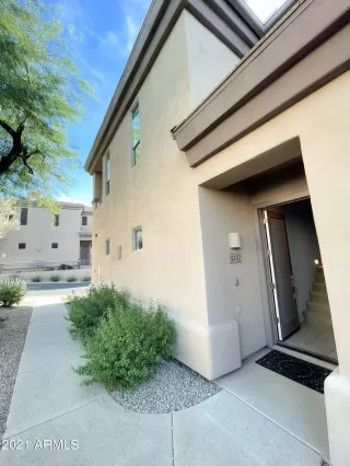 Photo #1: 6309078 Listing 