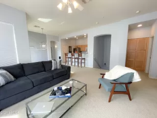 Photo #5: 6309078 Listing 