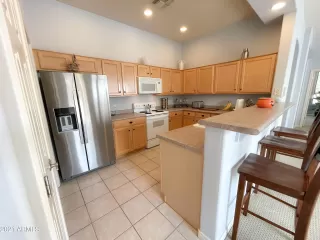 Photo #6: 6309078 Listing 