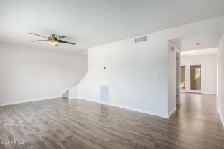 Photo #4: 6309199 Listing