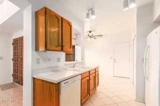 Photo #6: 6309457 Listing 