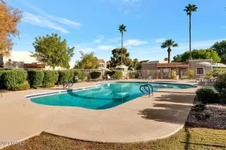 Photo #2: 6309629 Listing