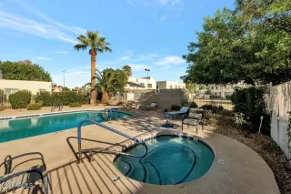 Photo #3: 6309629 Listing