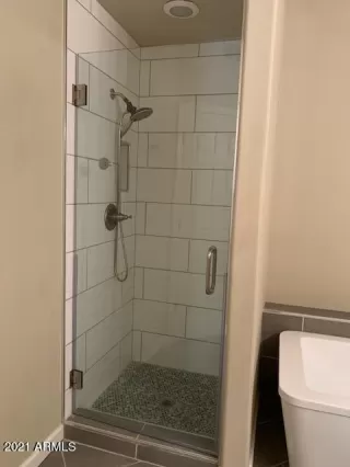 Photo #4: 6309735 Listing 