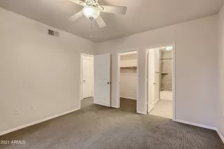 Photo #5: 6309926 Listing