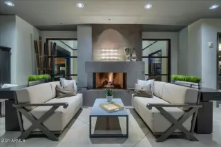 Photo #3: 6309944 Listing 