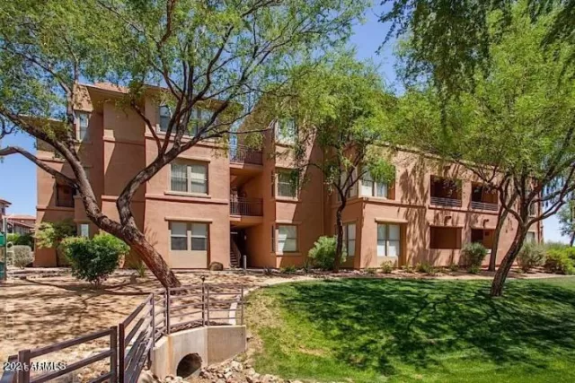 MLS: 6310032 Condo For Sale