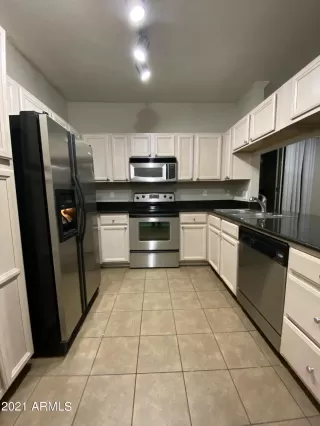 Photo #2: 6310155 Listing