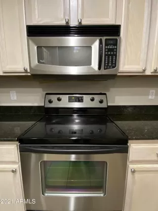 Photo #3: 6310155 Listing