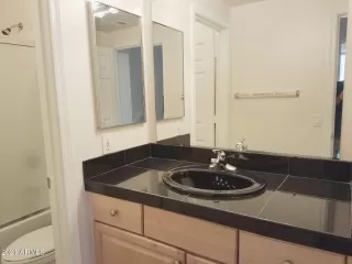 Photo #6: 6310311 Listing