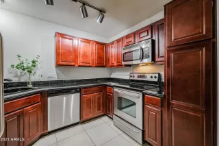 Photo #3: 6310383 Listing 