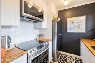 Photo #3: 6310419 Listing