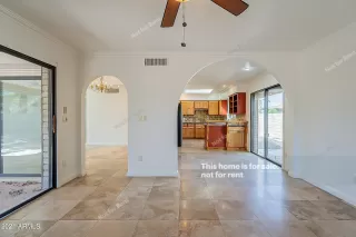 Photo #5: 6310586 Listing