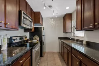 Photo #4: 6310775 Listing