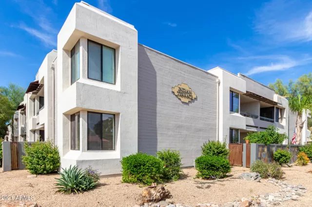 MLS: 6310918 Condo For Sale