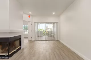 Photo #5: 6311328 Listing