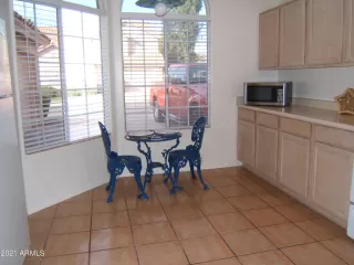 Photo #5: 6311465 Listing