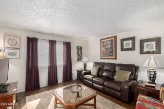 Photo #3: 6311650 Listing 