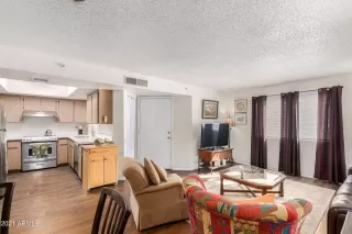 Photo #6: 6311650 Listing 