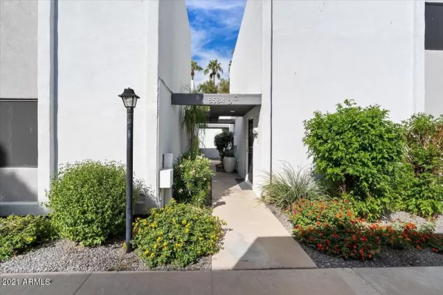 MLS: 6311800 Condo For Sale