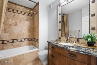 Photo #4: 6311906 Listing