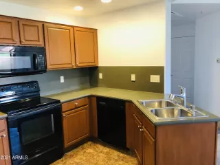 Photo #5: 6311963 Listing