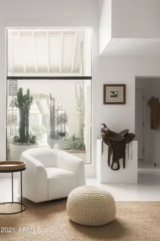 Photo #2: 6312067 Listing