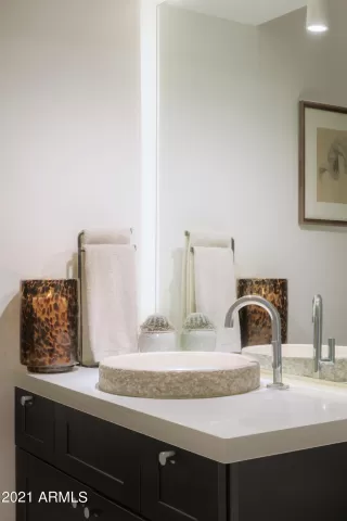 Photo #4: 6312067 Listing