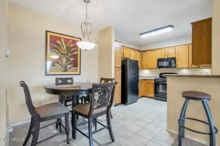 Photo #5: 6312174 Listing