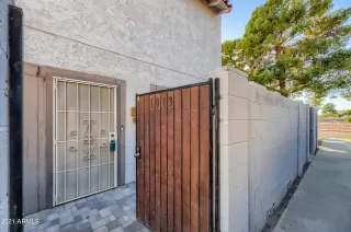 Photo #5: 6312211 Listing