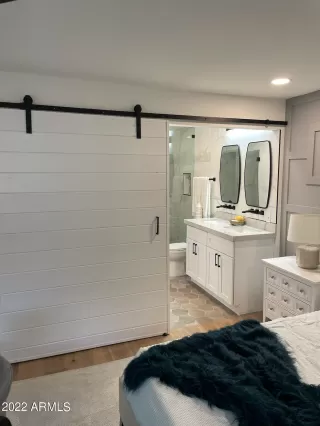 Photo #2: 6312292 Listing