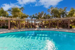 Photo #4: 6312528 Listing