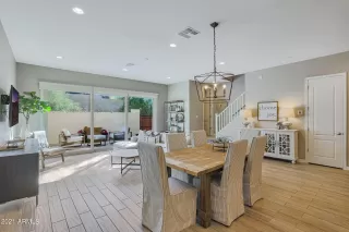 Photo #4: 6312748 Listing