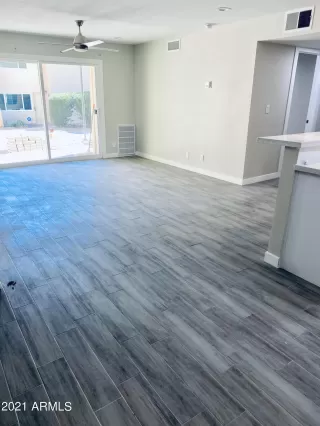 Photo #2: 6312757 Listing