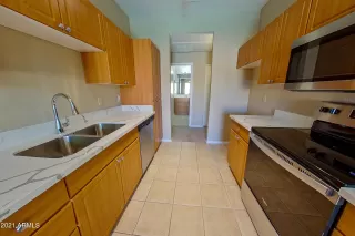 Photo #5: 6313230 Listing