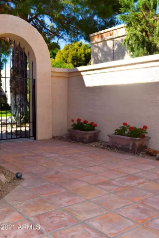 Photo #2: 6313380 Listing 