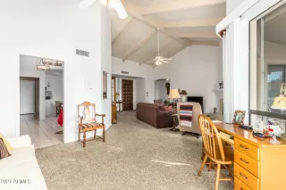 Photo #5: 6313497 Listing