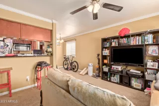 Photo #2: 6313580 Listing