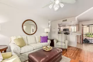 Photo #2: 6313684 Listing