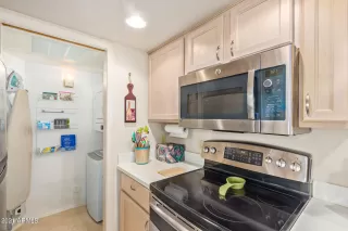 Photo #6: 6313684 Listing