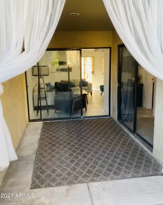 Photo #4: 6313851 Listing