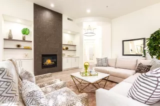 Photo #4: 6313854 Listing