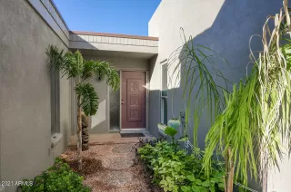Photo #1: 6313888 Listing