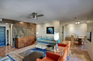 Photo #5: 6313888 Listing